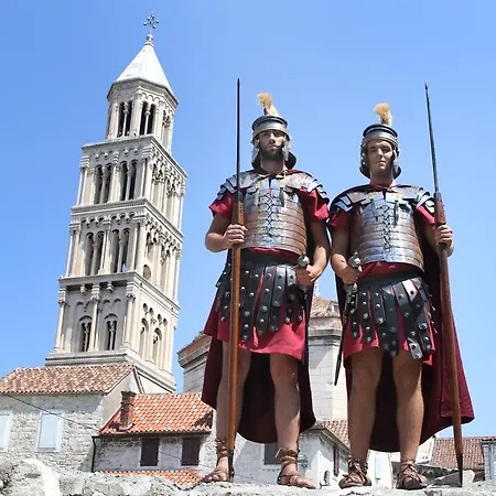 Porta Aurea