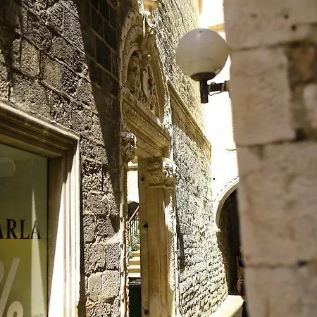 Porta Aurea Apartmán *