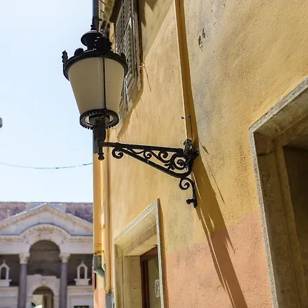 Apartment Porta Aurea