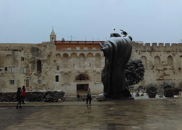 Porta Aurea Lägenhet *