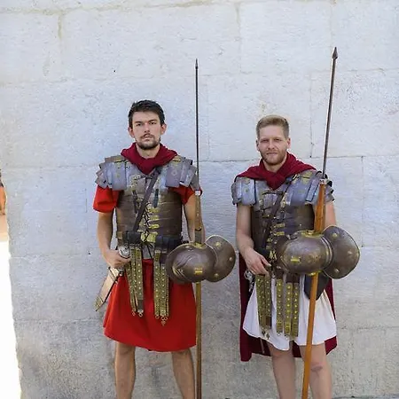 公寓 Porta Aurea *