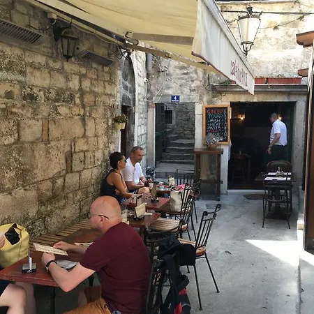 公寓 Porta Aurea *